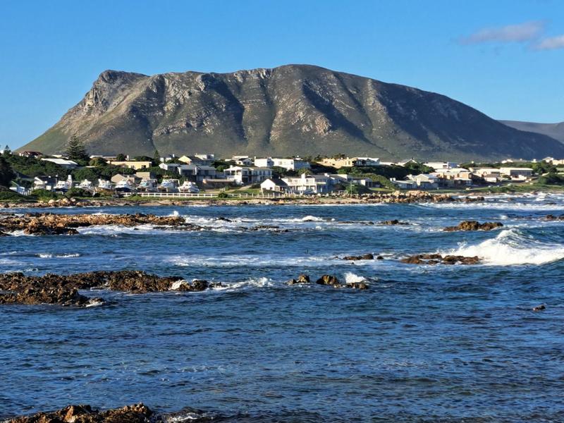 6 Bedroom Property for Sale in Kleinbaai Western Cape